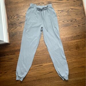 Lululemon blue joggers women size 4